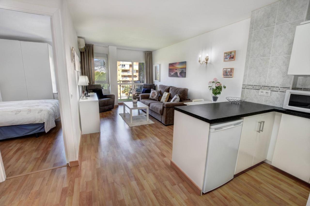 MINERVA, Benalmadena Costa, Stunning Sea&Mountain view, 1 bedroom apartment Buitenkant foto