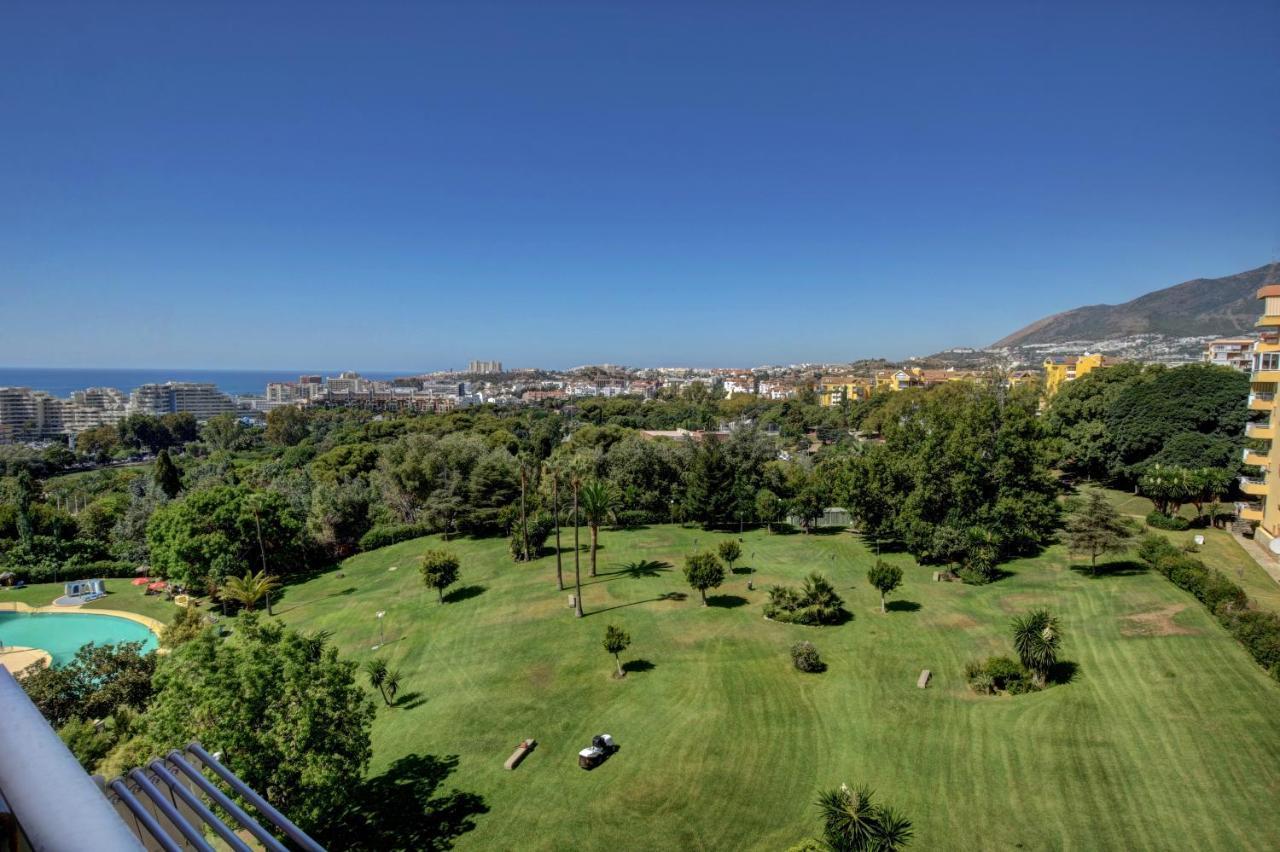MINERVA, Benalmadena Costa, Stunning Sea&Mountain view, 1 bedroom apartment Buitenkant foto
