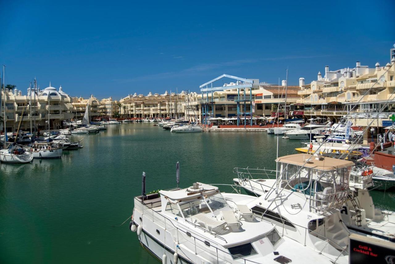 MINERVA, Benalmadena Costa, Stunning Sea&Mountain view, 1 bedroom apartment Buitenkant foto