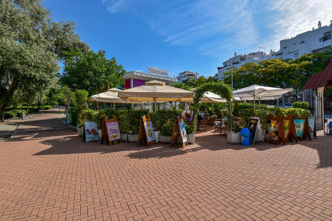 MINERVA, Benalmadena Costa, Stunning Sea&Mountain view, 1 bedroom apartment Buitenkant foto